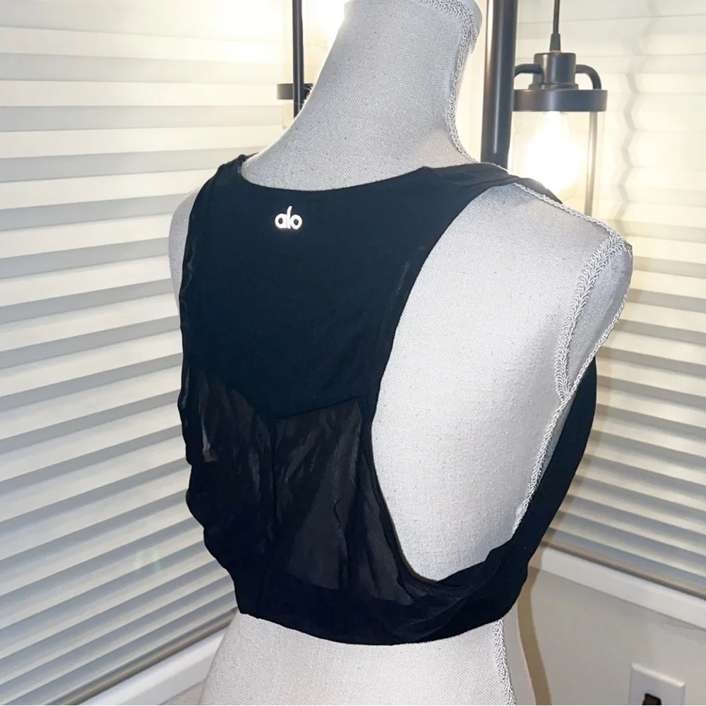 🆕ALO YOGA Sheer Back Cropped Tank Top